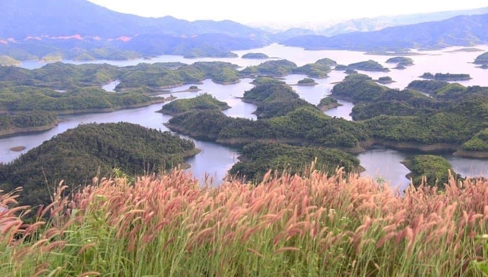 Hồ Tà Đùng nhìn từ trên cao